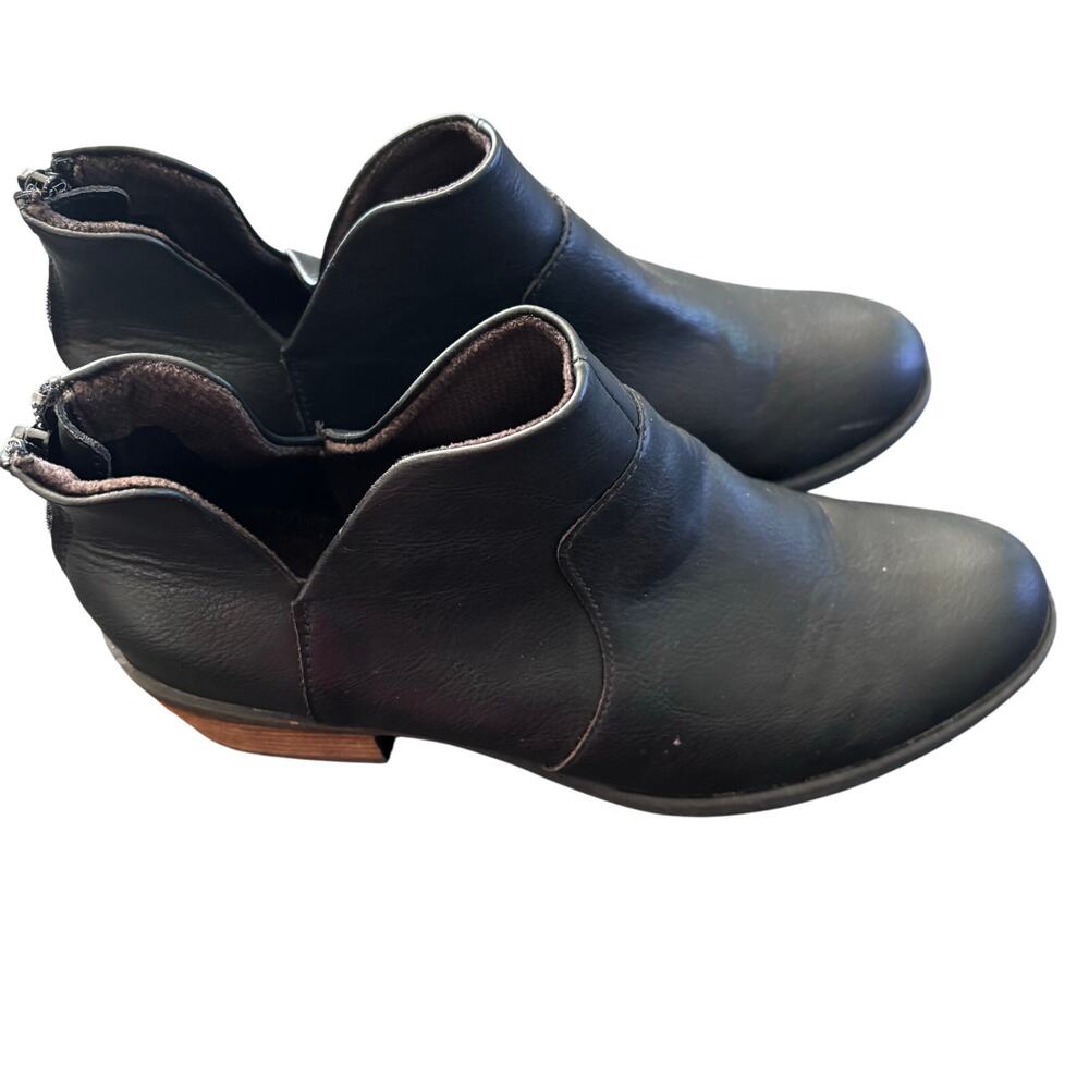 BOC Lucy Women's Size 7 Black Zip Faux Leather Cowboy Western Ankle Bootie Boots